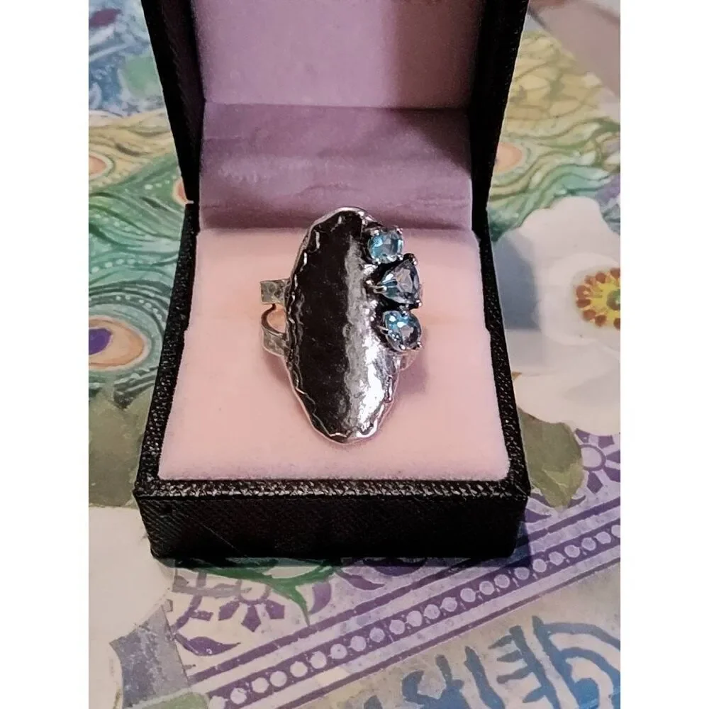 NWOT~PAZ CREATIONS 925 Sterling Handcrafted Oblong Oval Triple Blue Topaz Ring 8